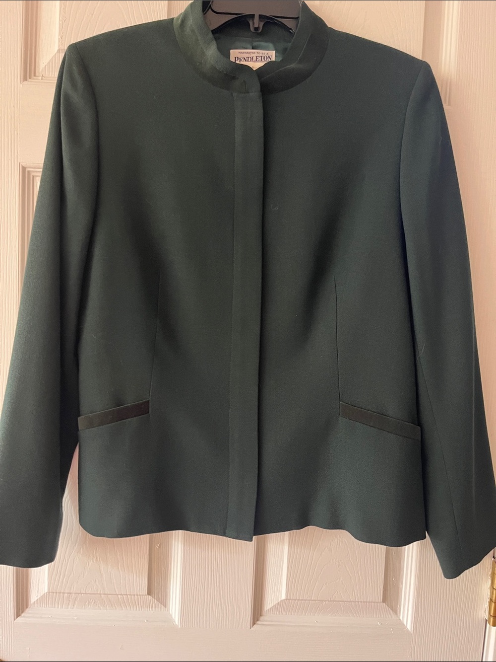 Pendleton Deep Forest Green Collarless Wool Blazer Sz 10 & Matching Skirt Sz 8 - Picture 2 of 6